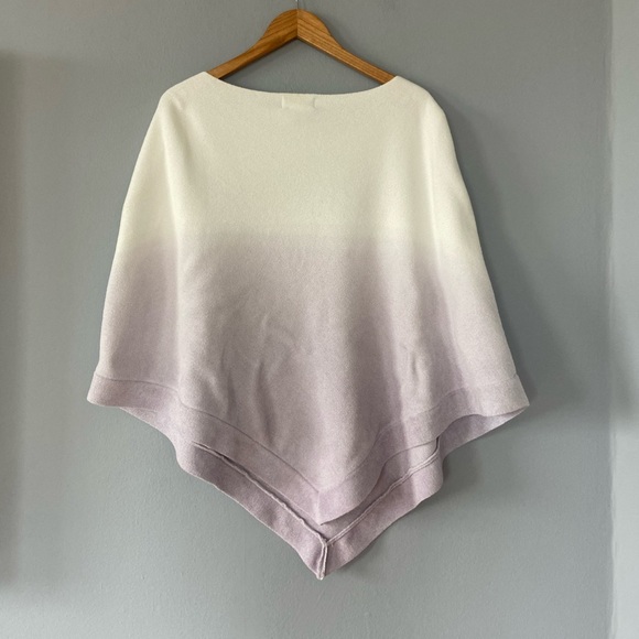 Barefoot Dreams CozyChic Ultra Lite Ocean Breeze Poncho OS Plus in Viole… - Picture 5 of 7